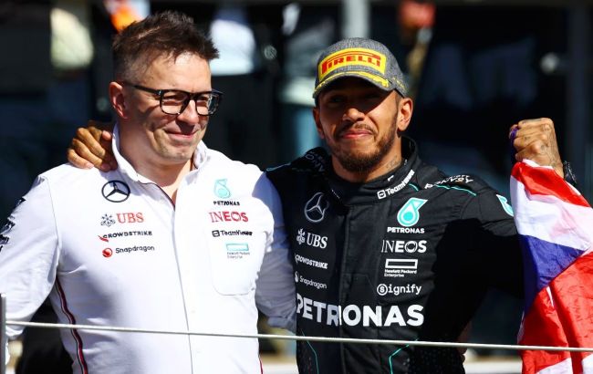 Хемілтон залишиться у "Феррарі" без багаторічного соратника