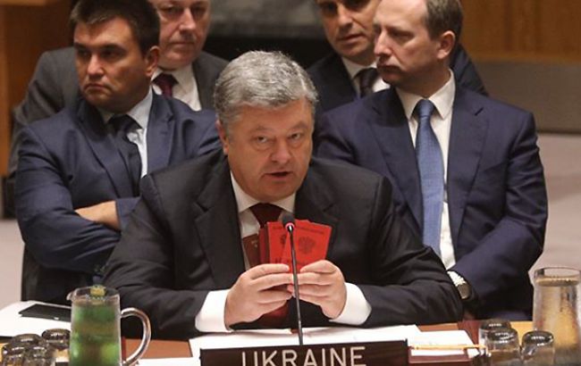Порошенко обсудил с генсеком ООН развертывание полноценной миротворческой миссии в Украине