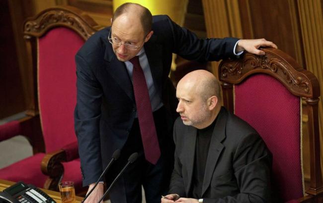 ДНР/ЛНР просят запретить въезд в ЕС Яценюку и Турчинову