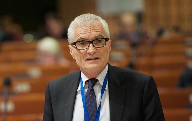 Президент ПАСЕ осудил нападение на ромов под Львовом