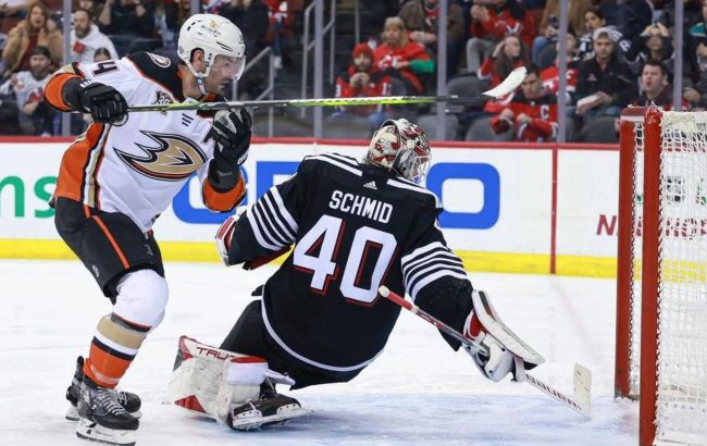 Ветеран "Анахайма" з трьома шайбами очолив топ-3 зірок вечора НХЛ: відео