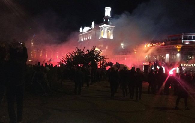 Марш правых сил мирно закончился на Контрактовой площади