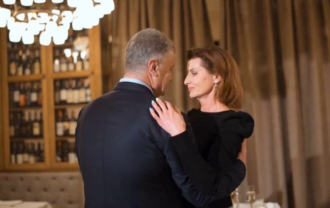 Порошенко сделал жене необычный подарок на годовщину