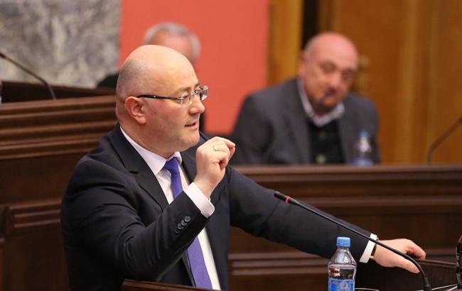 В Украину с визитом прибудет министр обороны Грузии