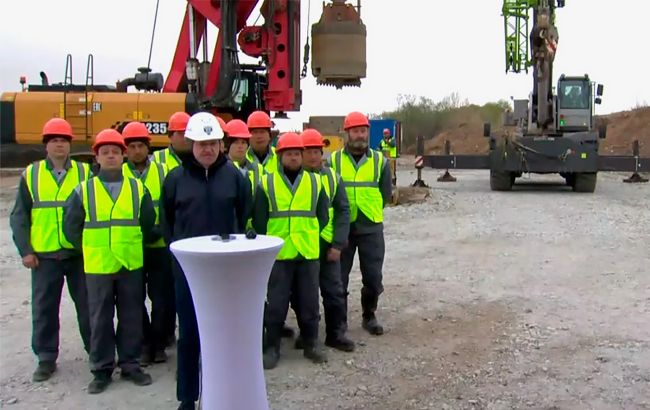 Россия начала строительство автомобильного моста в Северную Корею