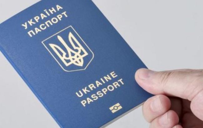 В МинАТО рассказали, как переселенцы из Крыма и Донбасса могут получить биометрические паспорта