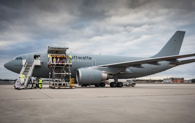 В Германию на лечение отправили раненых украинских военных