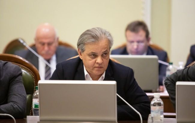 Власть должна дождаться рекомендаций Венецианской комиссии по закону об олигархах, - нардеп