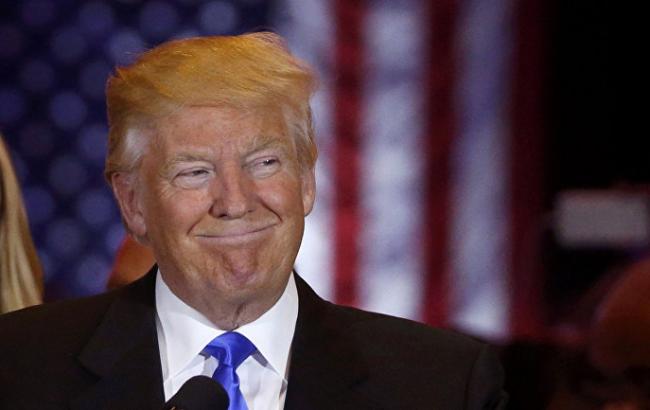 Трамп договорился с Олландом уточнить позиции по Украине