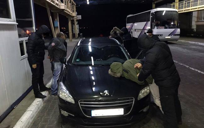 У Черкаській області перекрили канал торгівлі людьми