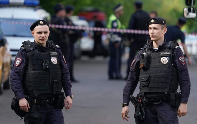 Лунають вибухи і автоматні черги: порт Туапсе під атакою морських дронів (відео)