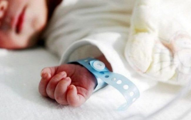 Как получить справку о рождении ребенка в военных условиях: разъяснение для родителей