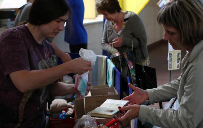 В Минсоцполитики назвали число зарегистрированных переселенцев из Крыма и Донбасса