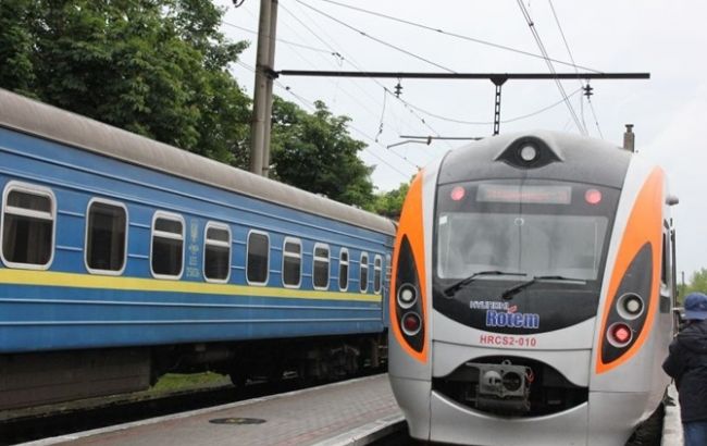 Под Новый год между Киевом и Львовом запустят дополнительный скоростной поезд