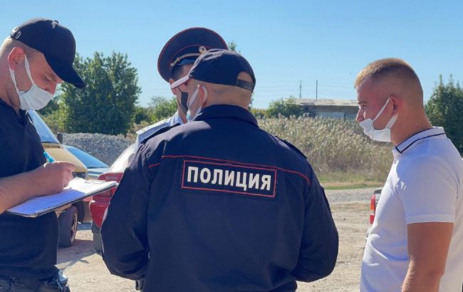 В Крыму к активисту трижды за день приходили силовики. Составили протокол