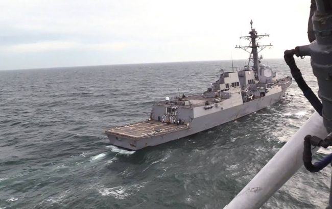Украинские ВМС провели совместные тренировки с эсминцем США