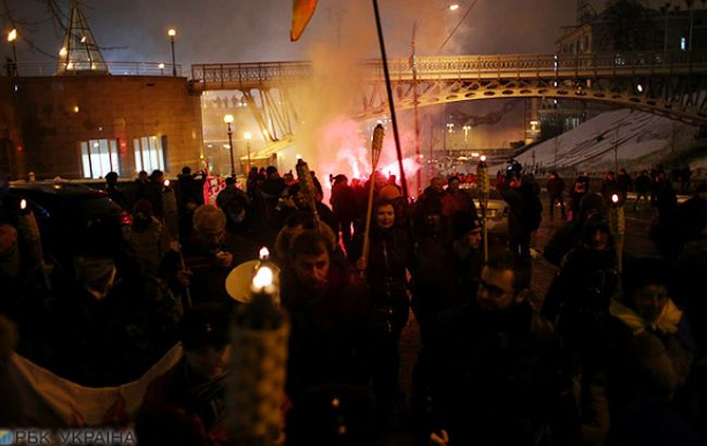 Организаторы акции на Майдане сообщили о задержаниях