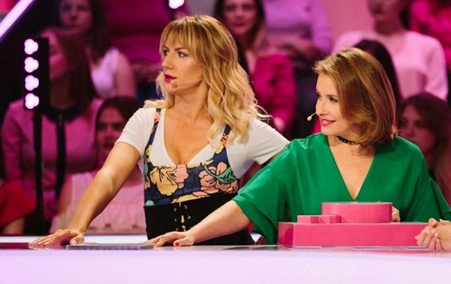 "Затариваются в одном магазине на Шулявке": Леся Никитюк и Елена Кравец стали героинями "стильного" курьеза