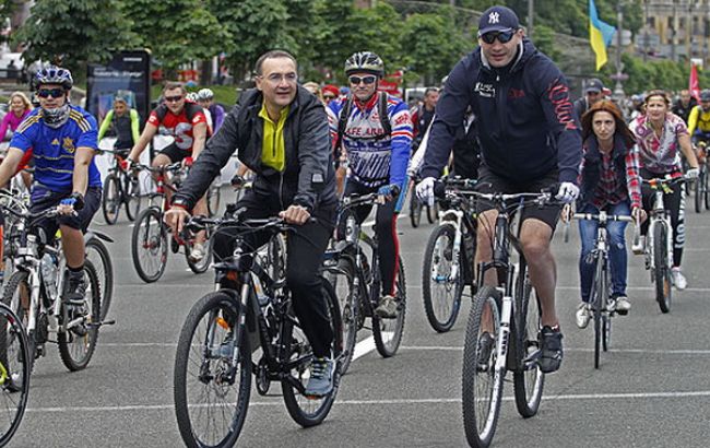 Киев сегодня перекрывали из-за велопарада