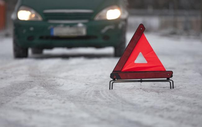 На дорогах Украины за сутки погибли 8 человек, еще десятки пострадали