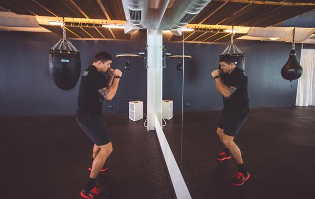 Усик провел первую тренировку в Манчестере перед боем с Беллью