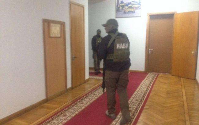 Обшуки в Запорізької ОДА: дії чиновники завдали збитків держпідприємствам на 115 млн гривень