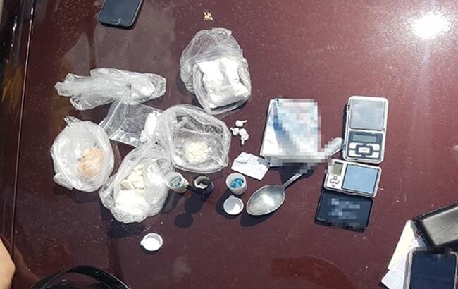 В Киеве задержали банду, которая занималась сбытом наркотиков