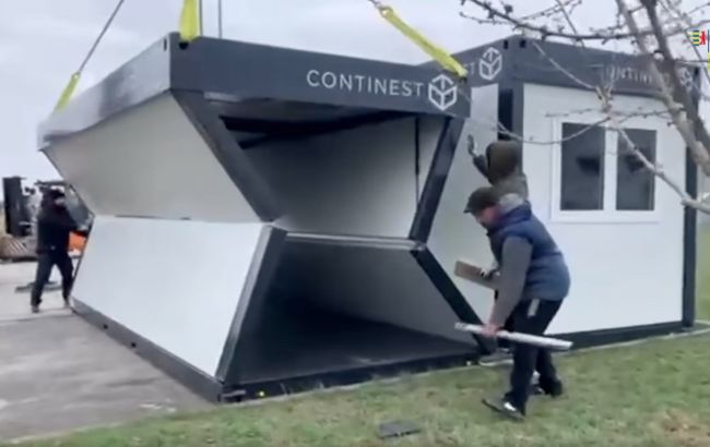 В Киевскую область привезут специальные модульные домики: как они выглядят