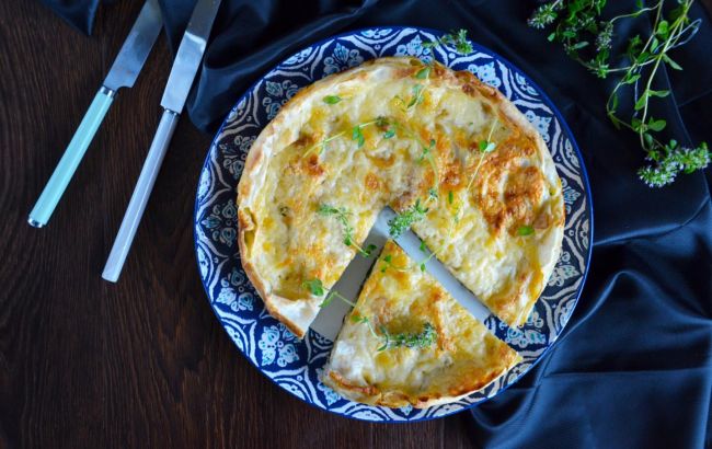 Смачний пиріг з лаваша і сиру за 10 хвилин: рецепт на швидку руку
