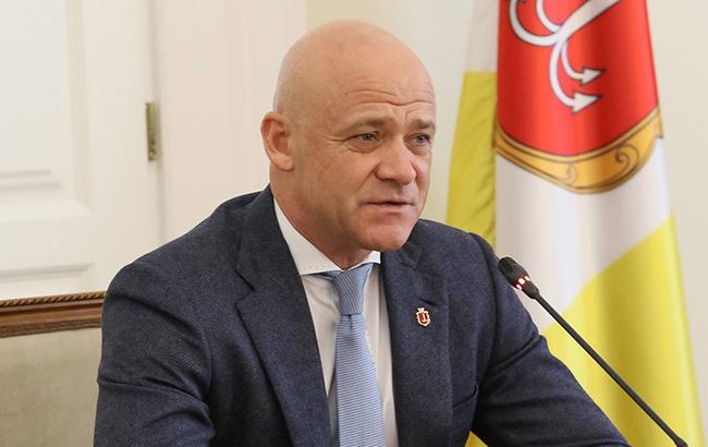 Дело Труханова: суд продлил мэру Одессы запрет выезд за границу