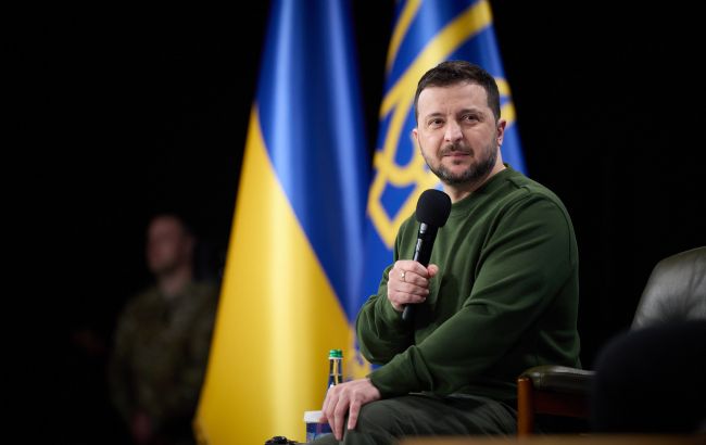 У нас був "кулак" для контрнаступу, але чотири бригади досі "голі", - Зеленський