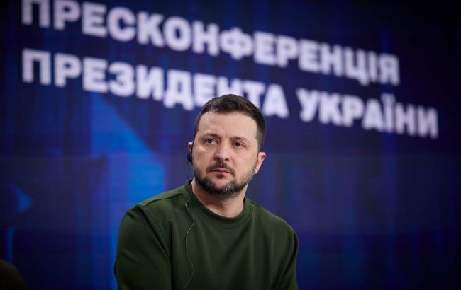 Втрати ЗСУ, "зливи" контрнаступів та план на 2024 рік. Головне з прес-конференції Зеленського