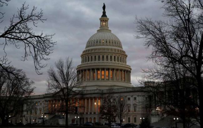Сенат США одобрил оборонный бюджет с военной помощью Украине