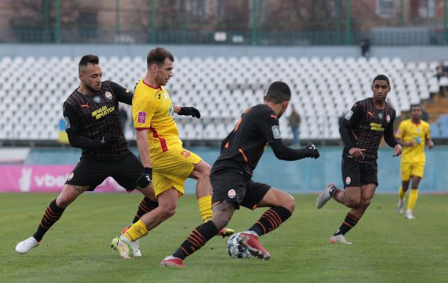 "Шахтар" обіграв "Інгулець" і не відпустив "Динамо" в УПЛ