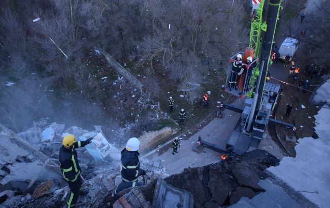 Взрыв дома в Николаевской области: полиция открыла дело