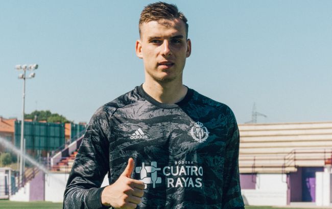 "Вальядолид" отправил конкурента Лунина в аренду