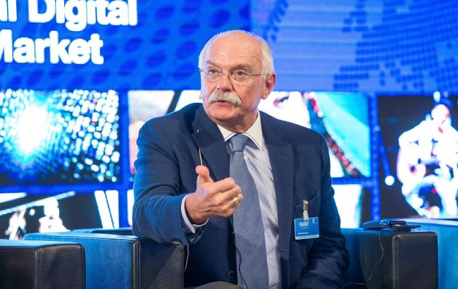 YouTube заблокував канал режисера Михалкова, який став довіреною особою Путіна, - ЗМІ