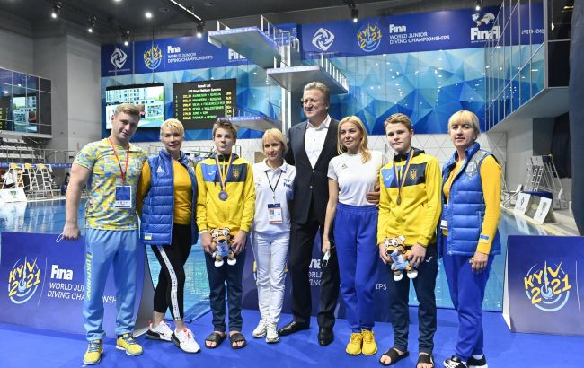 Украинцы завоевали две золотые медали на юниорском чемпионате мира по прыжкам в воду