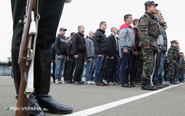 Зеленский подписал указ об отмене весеннего призыва