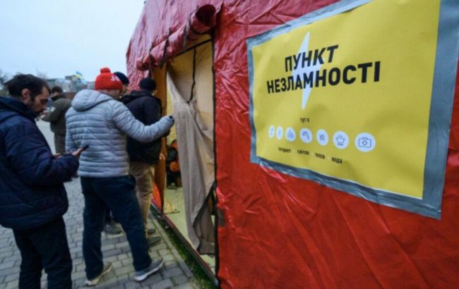 Під Тернополем маму з дитиною виставили з пункту обігріву: деталі скандалу