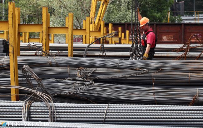 Промпроизводство в Украине продолжает сокращаться