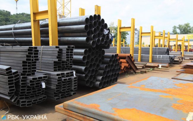 Падение промпроизводства в Украине немного ускорилось