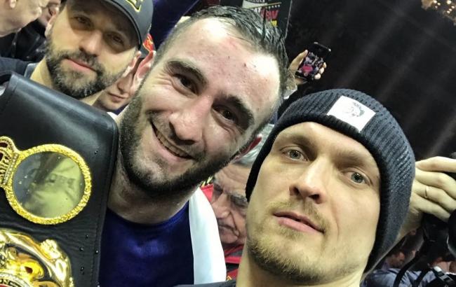 На кону бою Усик - Гассієв будуть п'ять чемпіонських поясів