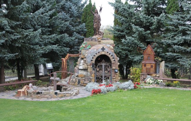 В храме под Тернополем нашли "капсулу времени": что в ней было