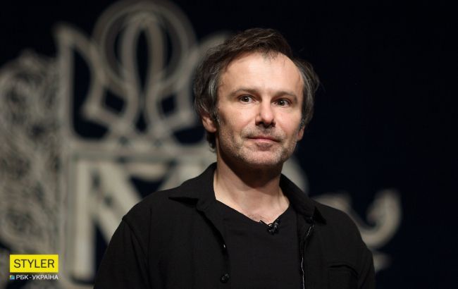 Вот это поворот!&nbsp;Вакарчук удивил сеть фото жены и дочери