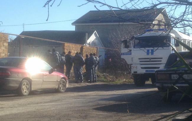 В оккупированном Крыму проходят обыски у крымских татар