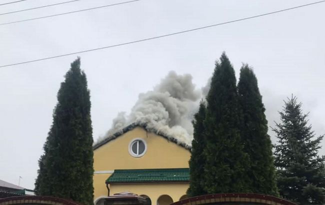 Окупанти сьогодні обстріляли селище під Харковом: є загиблий і поранені