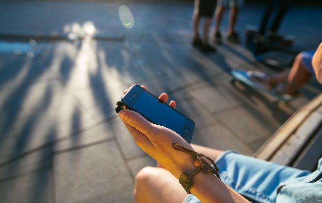 Українців чекають нові правила користування мобільним зв'язком: що зміниться