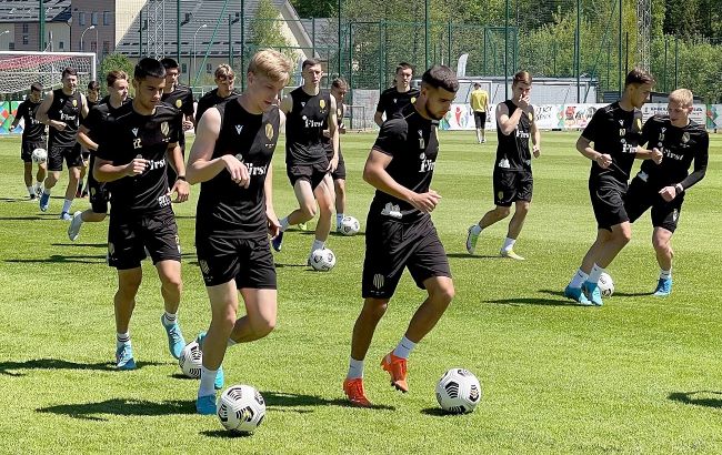 "Рух" будет представлять Украину в Юношеской лиге УЕФА