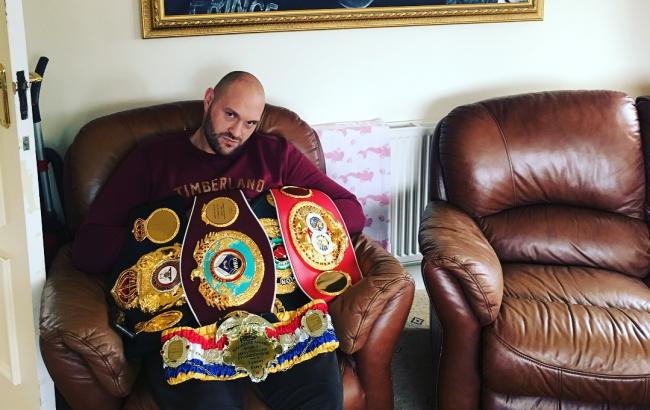 Тайсон Фьюри вернул себе боксерскую лицензию